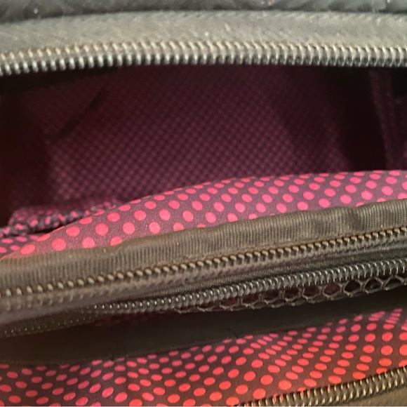 Femme Fatale Total Tote - Picture 3 of 4